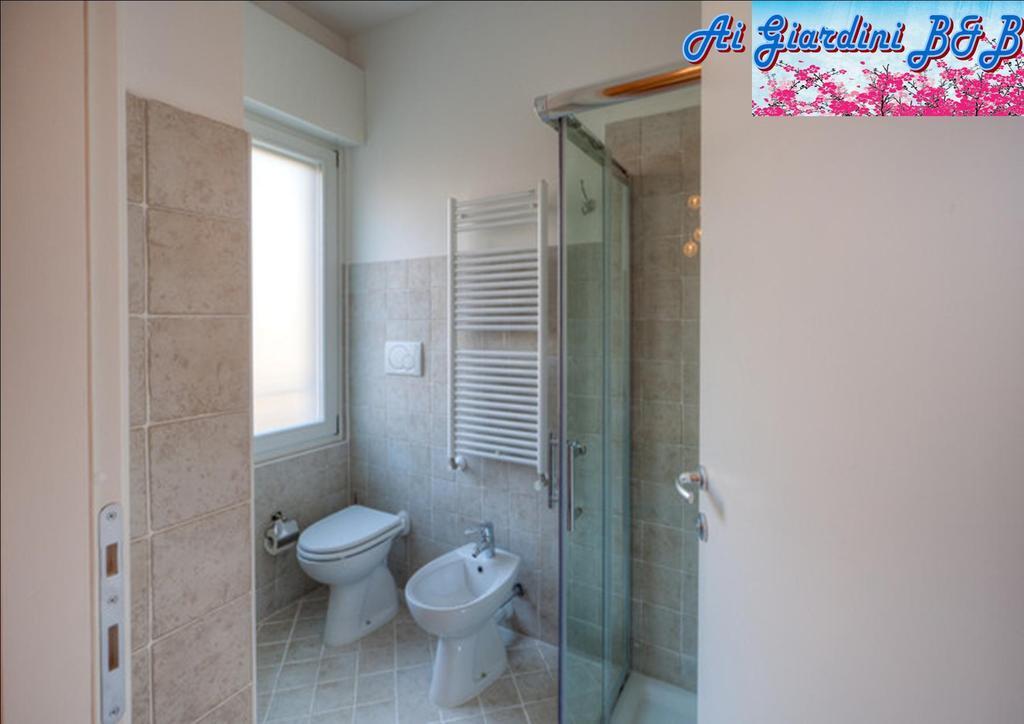Ai Giardini Rooms -Vicino Ospedale Borgo Trento E Centro Storico Verona Room photo